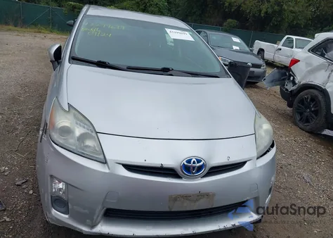 2011 Toyota Prius Three z USA, uszkodzony, nr VIN JTDKN3DU9B5327446